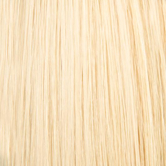 Long, beautiful 20 inch weft hair extensions for a natural look